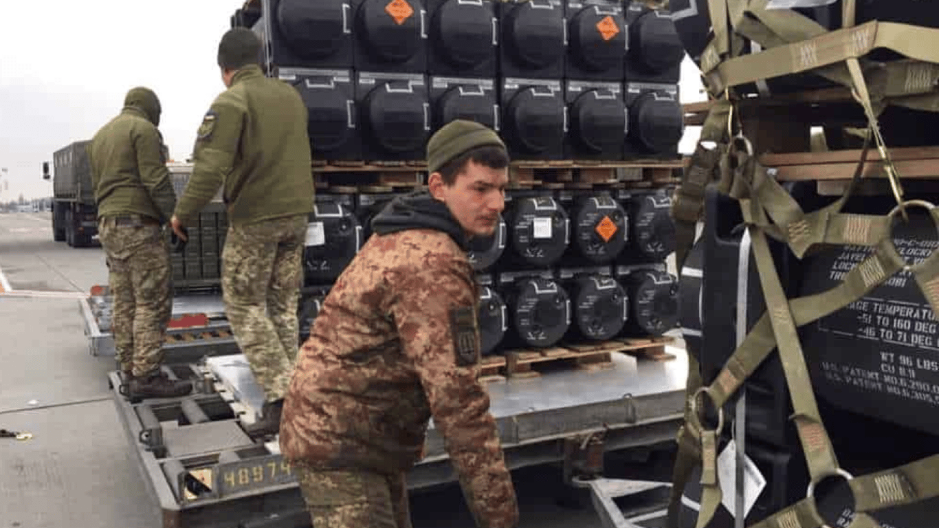 Вооружение и техника США уже на украинском фронте