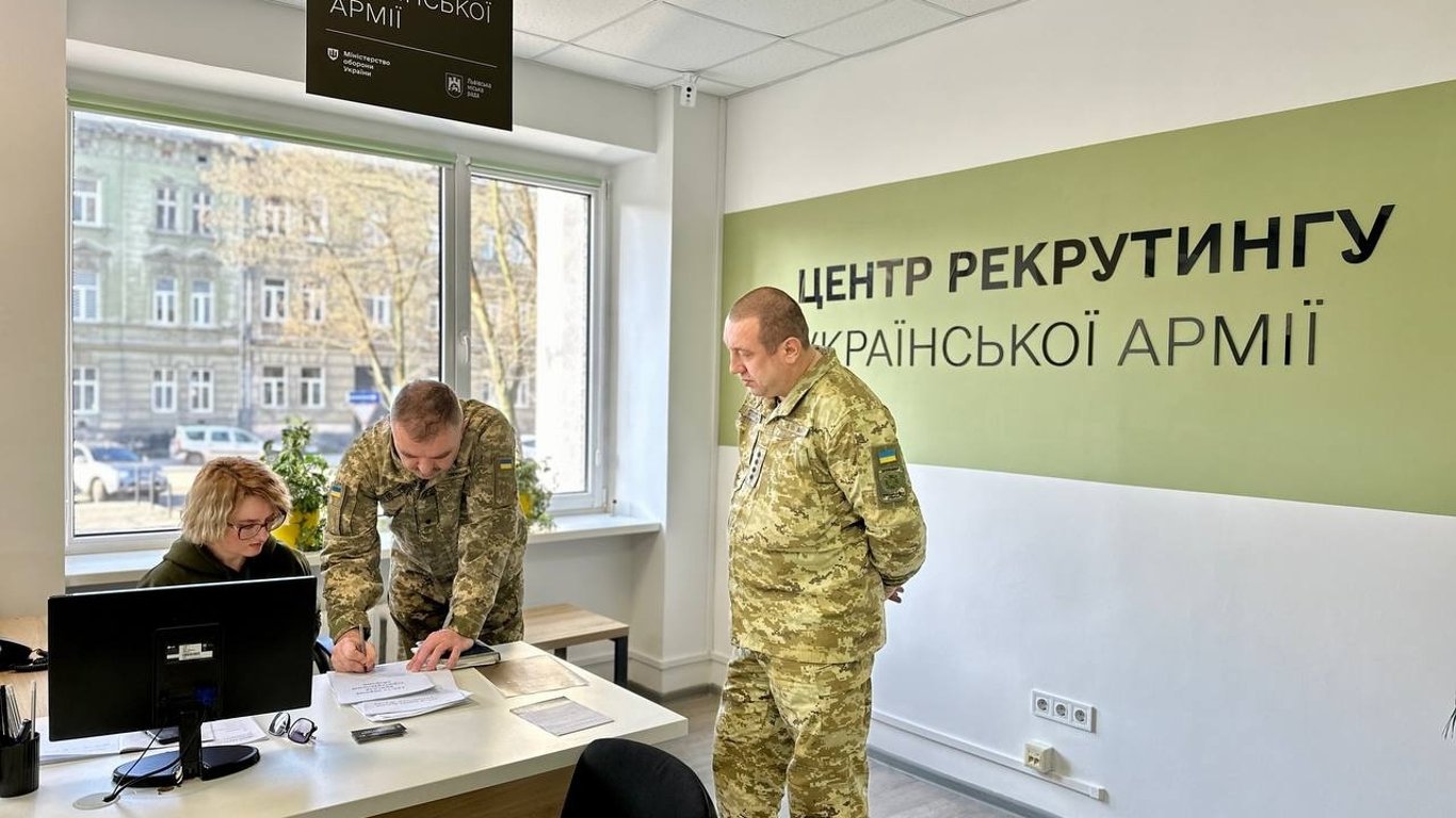 В рекрутингових центрах не дають повістки — Міноборони