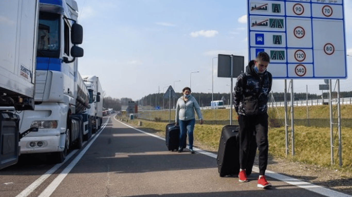 Латвия закрыла пограничный пункт с Беларусью: причины