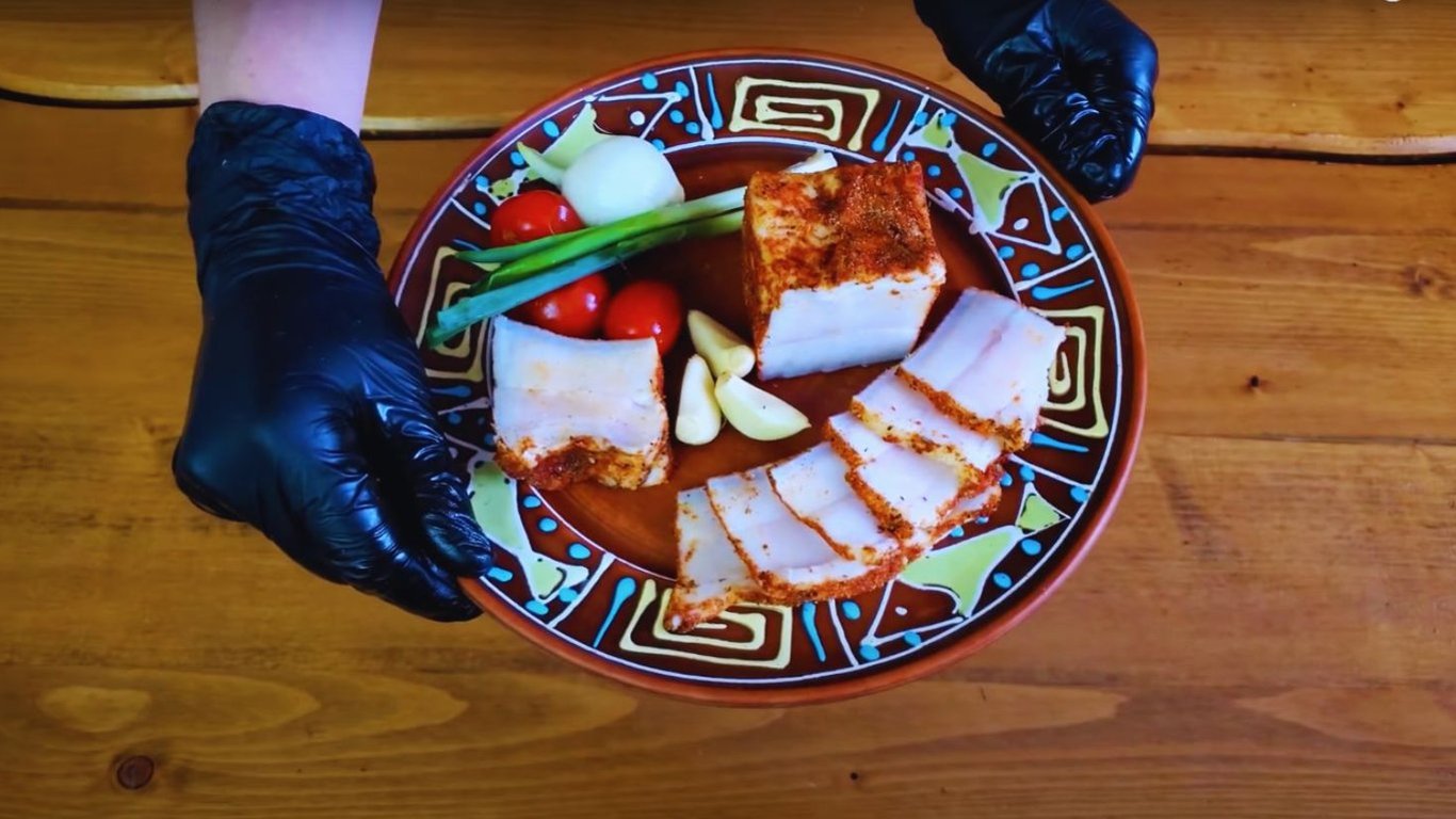 Карпатский рецепт сала с чесноком — видео