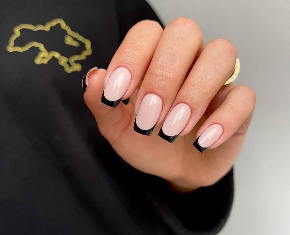 5 Luxury Winter Manicure Trends Every Fashion Lover Should Know