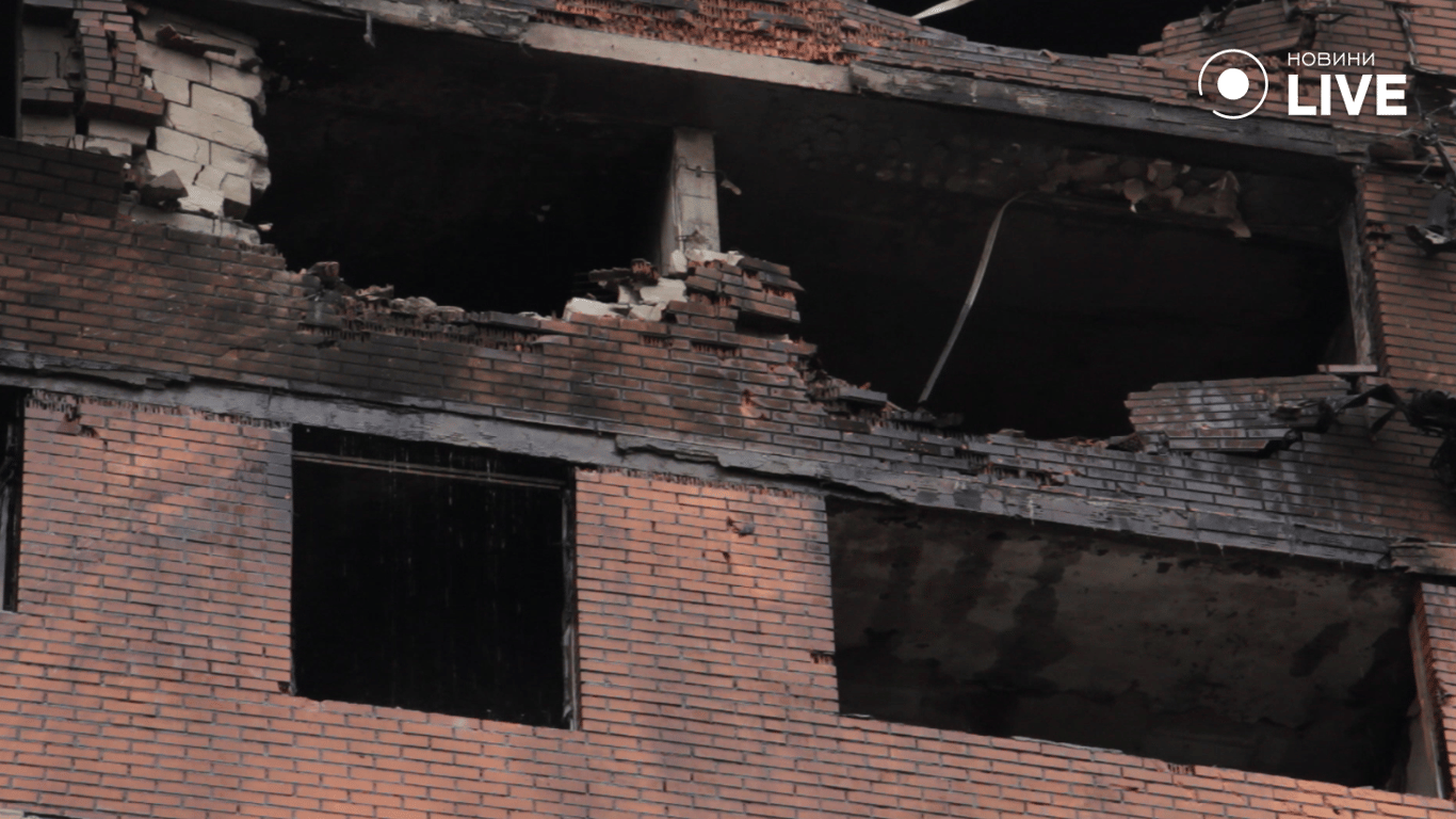 Поверхи у вогні та люди у пастці — рятувальна операція в Одесі - фото 4