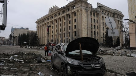 У Харкові вшанували загиблих внаслідок ракетного удару по ОДА 1 березня - 285x160
