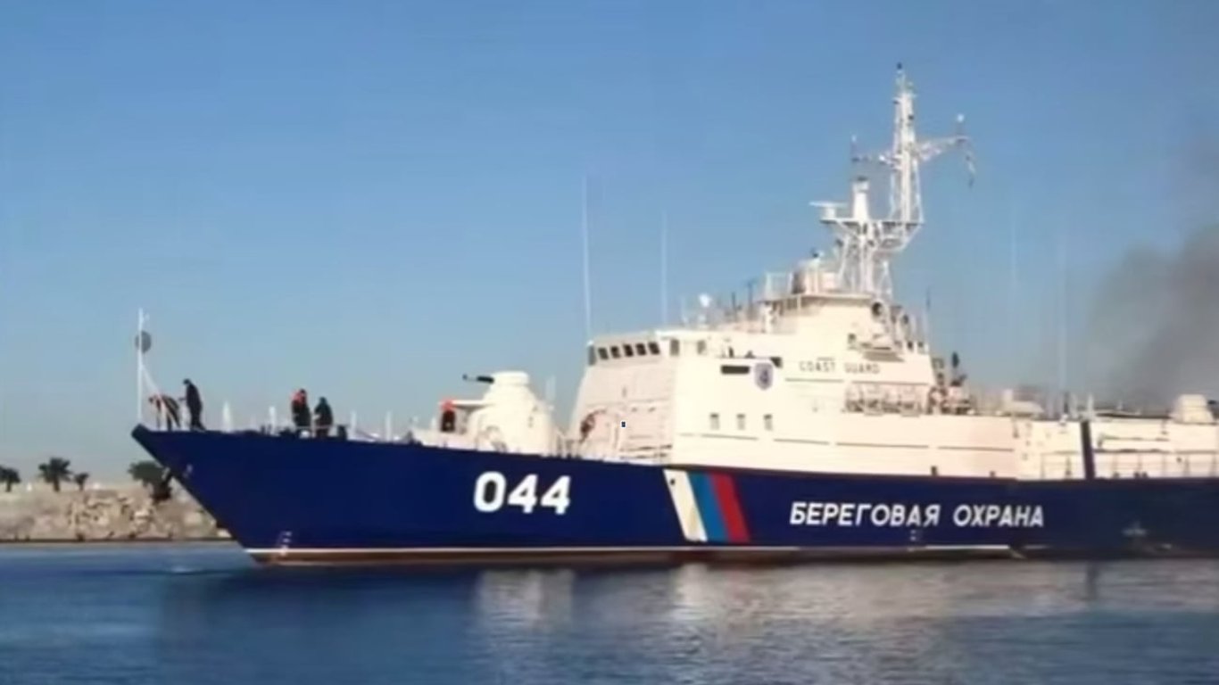 Українські дрони вдарили завдали серйозних ударів по військових об'єктах РФ