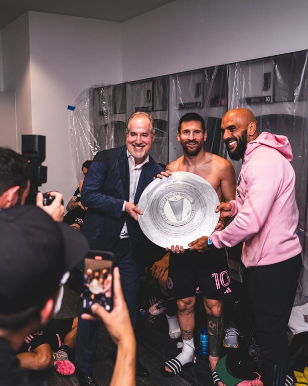 Яссин Чеуко и Лионель Месси