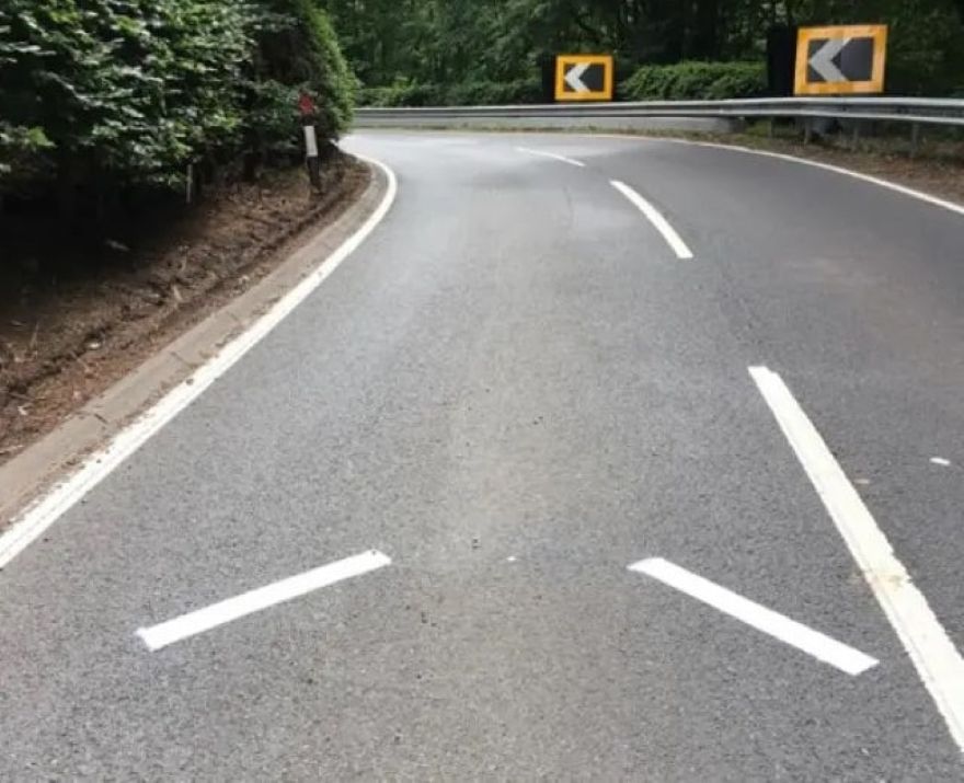 Что означает новый синий знак, который стал встречаться на дорогах - фото 1