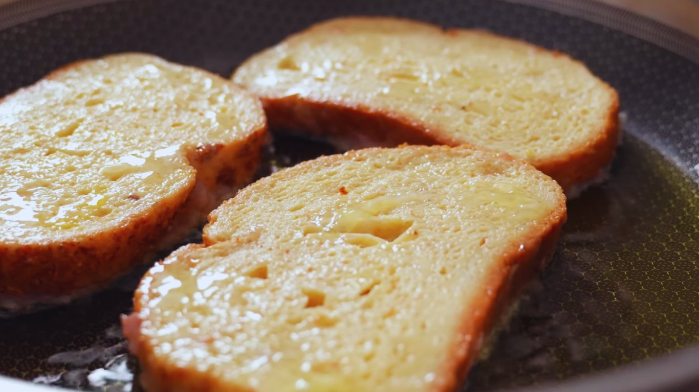 рецепт гарячих бутербродів на сніданок