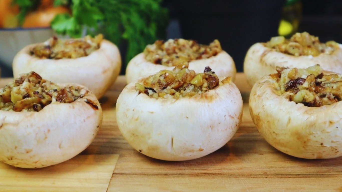 фаршировані печериці на закуску