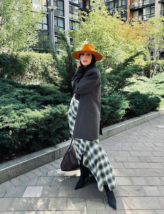 Стильний образ Джамали на осінь