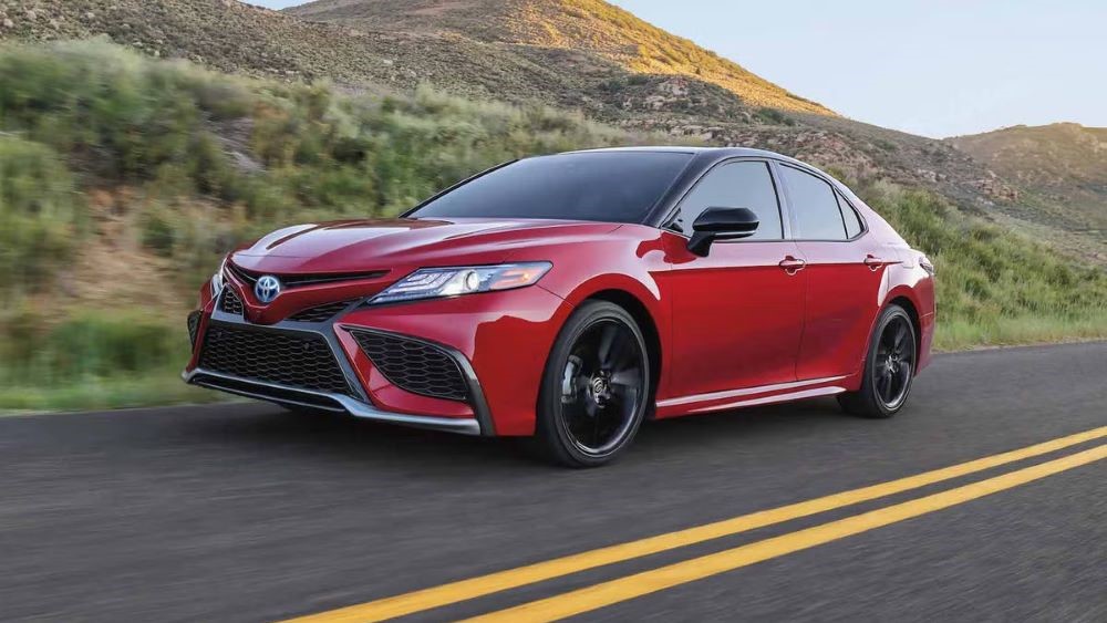 Лучшие седаны для водителей постарше в 2024 году - фото 2