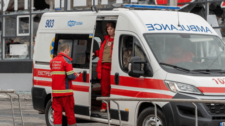 У Києві під обстрілом затримали виклик швидкої для пораненого чоловіка - 290x166