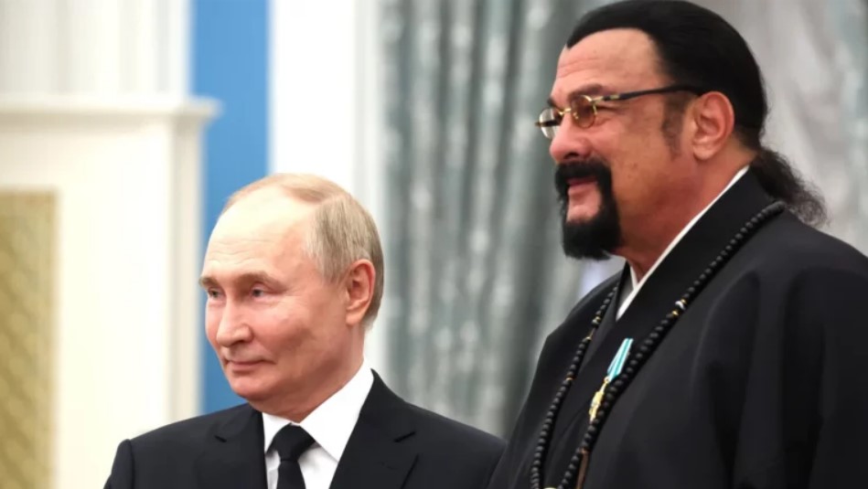 Сіґал зняв пропагандистський фільм