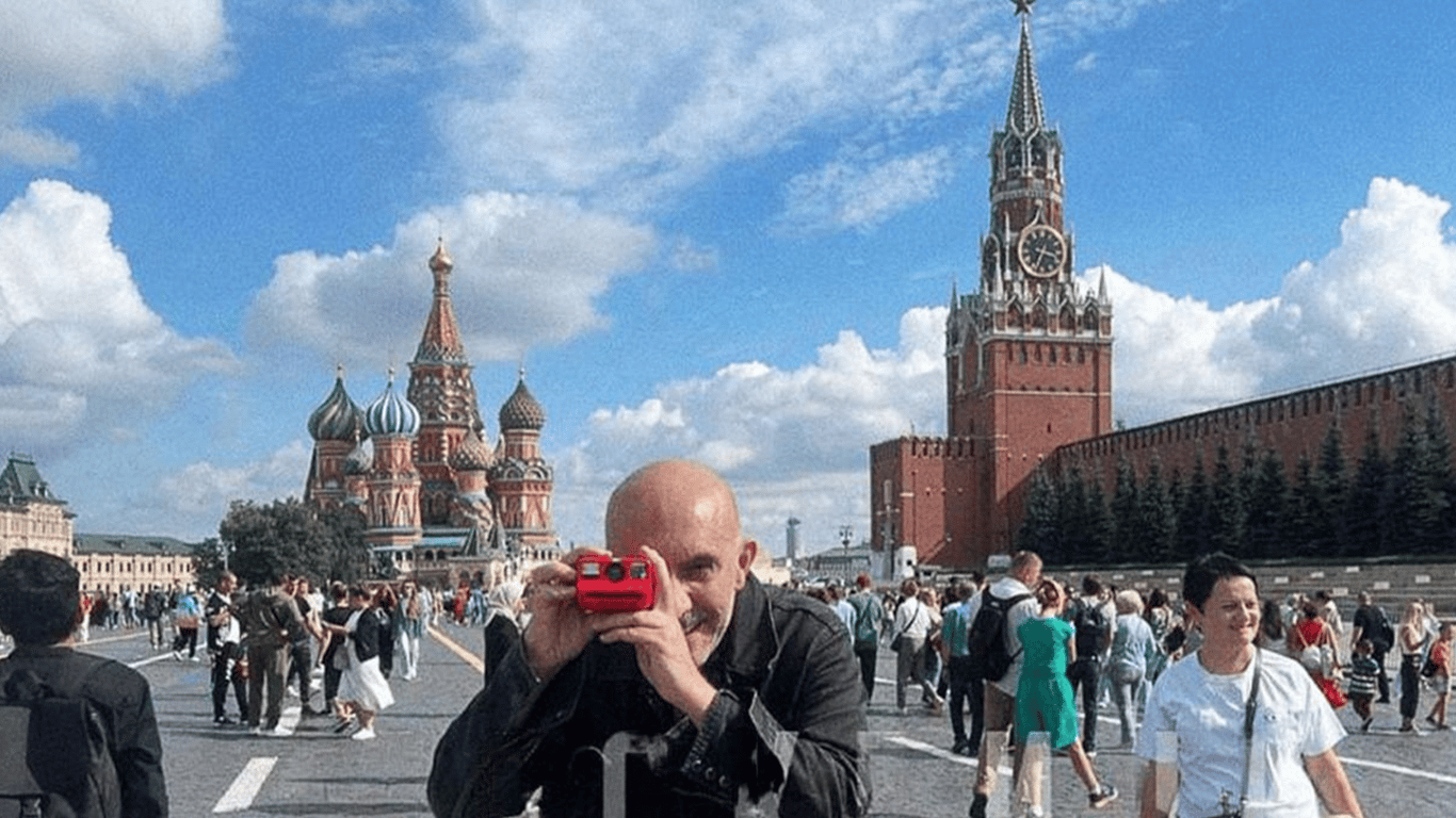 Гаспар Ное засвітився у Москві та обурив українців — відео