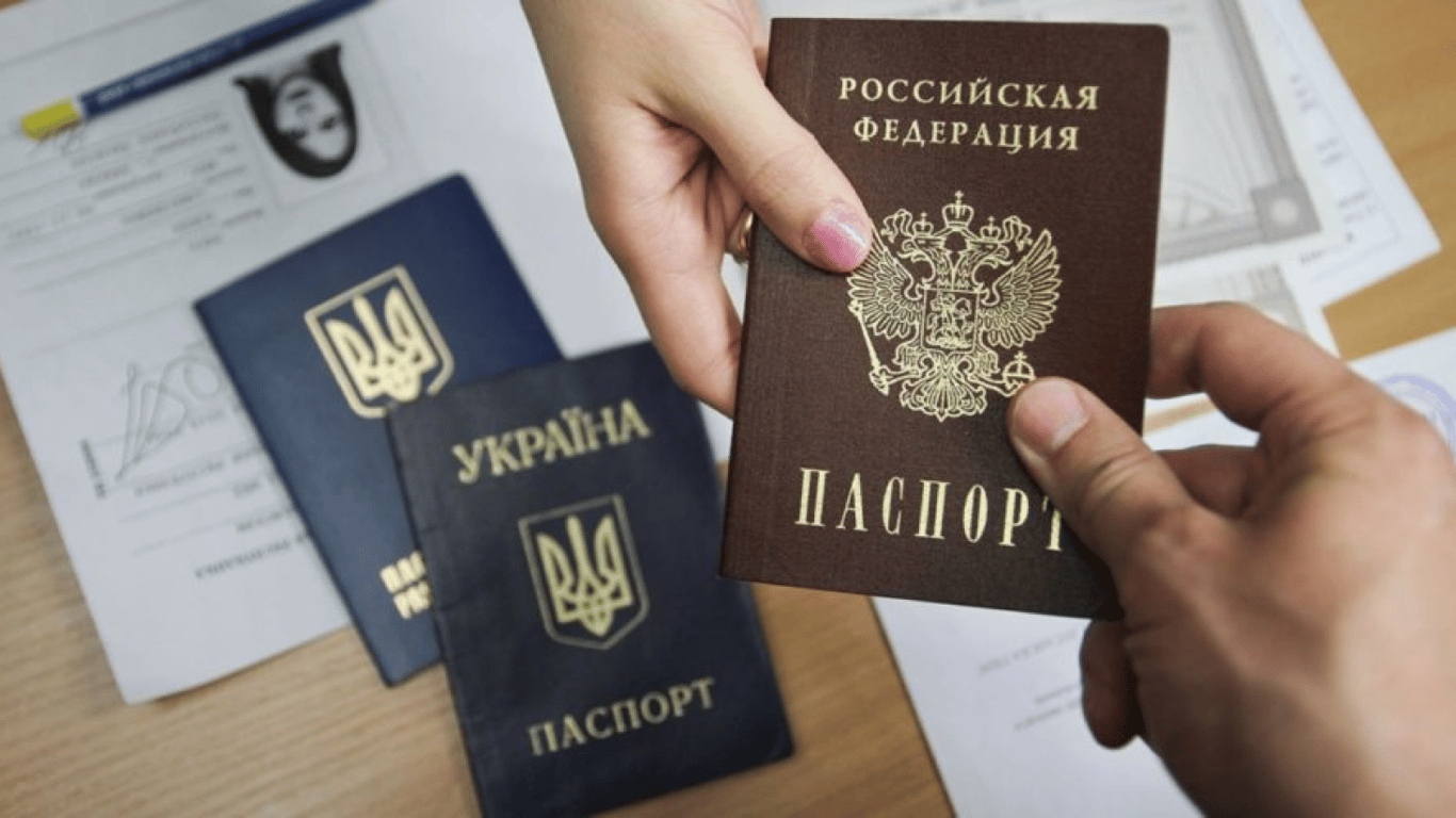 Оккупанты не выплачивают соцпомощь одиноким матерям, если они не имеют паспорта РФ