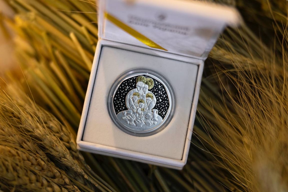 Монета "Дух Різдва"