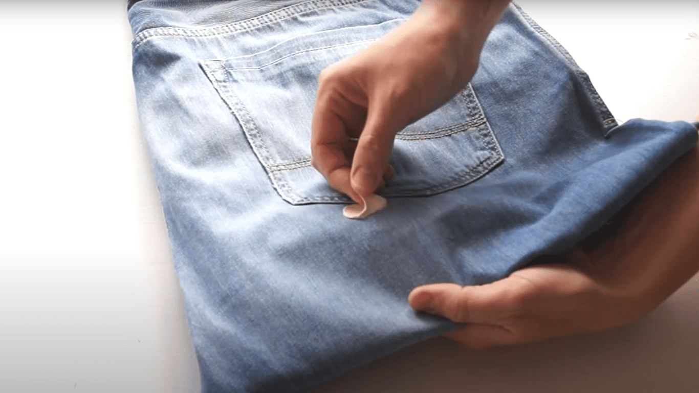 Как удалить жвачку с одежды быстро – эффективные лайфхаки