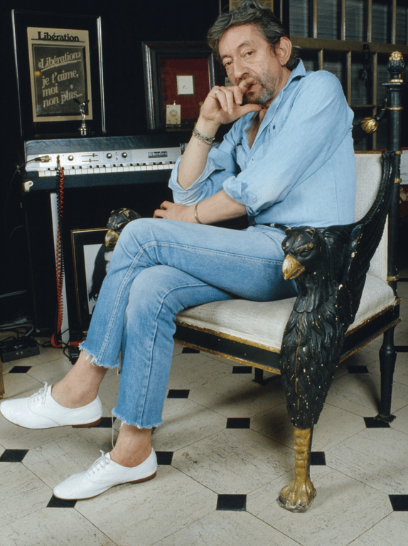 Взуття, що може стати центром стриманих образів