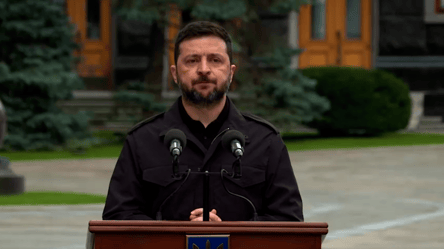 Зеленський подякував воїнам ТрО та відзначив нагородами - 285x160