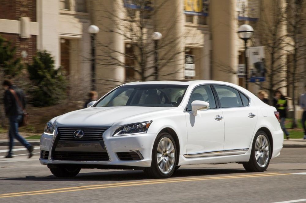 Витрачають забагато палива — гібридні авто, яких слід уникати у 2025 році - фото 3