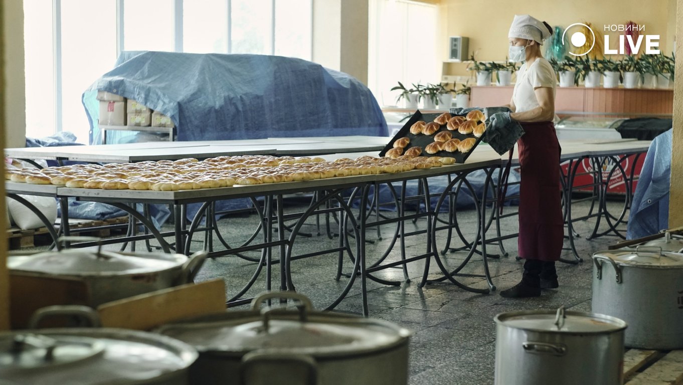 У Харкові роздають безкоштовні обіди