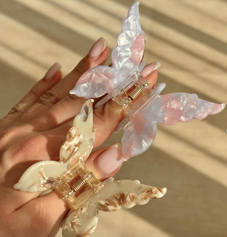 Стильний аксесуар для волосся на весь 2025 рік