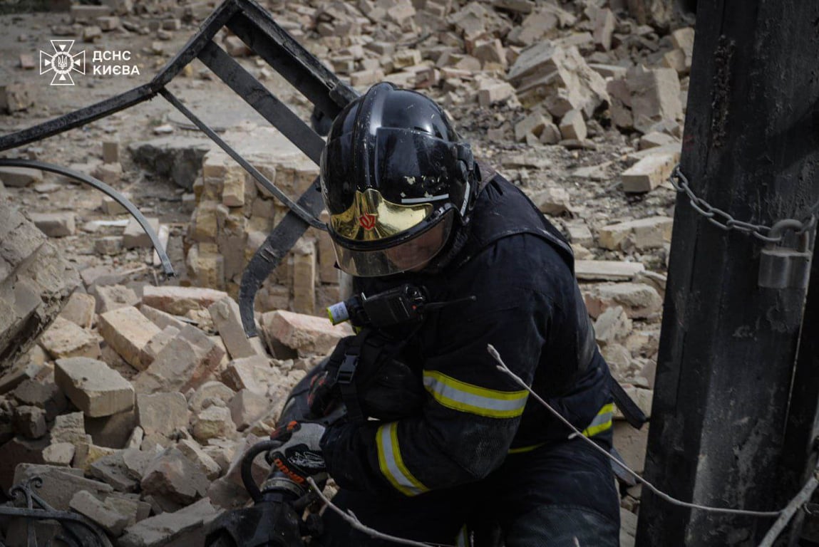 ДСНС ліквідовують наслідки 25 березня