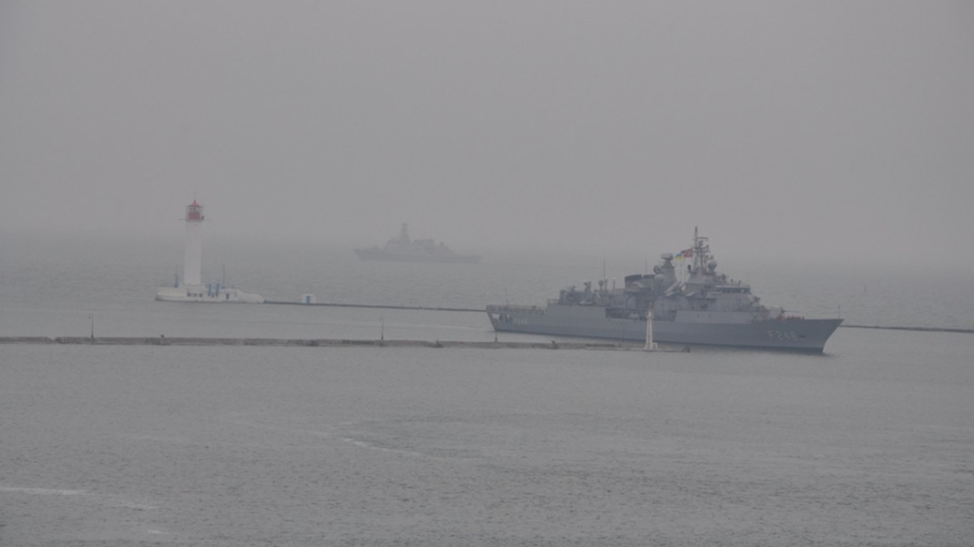 Ситуация в Черном море — враг вывел флот на дежурство