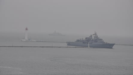 Ситуация в Черном море — враг вывел флот на дежурство - 285x160