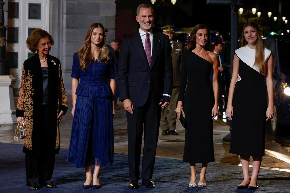 Испанская королевская семья. Фото: Reuters