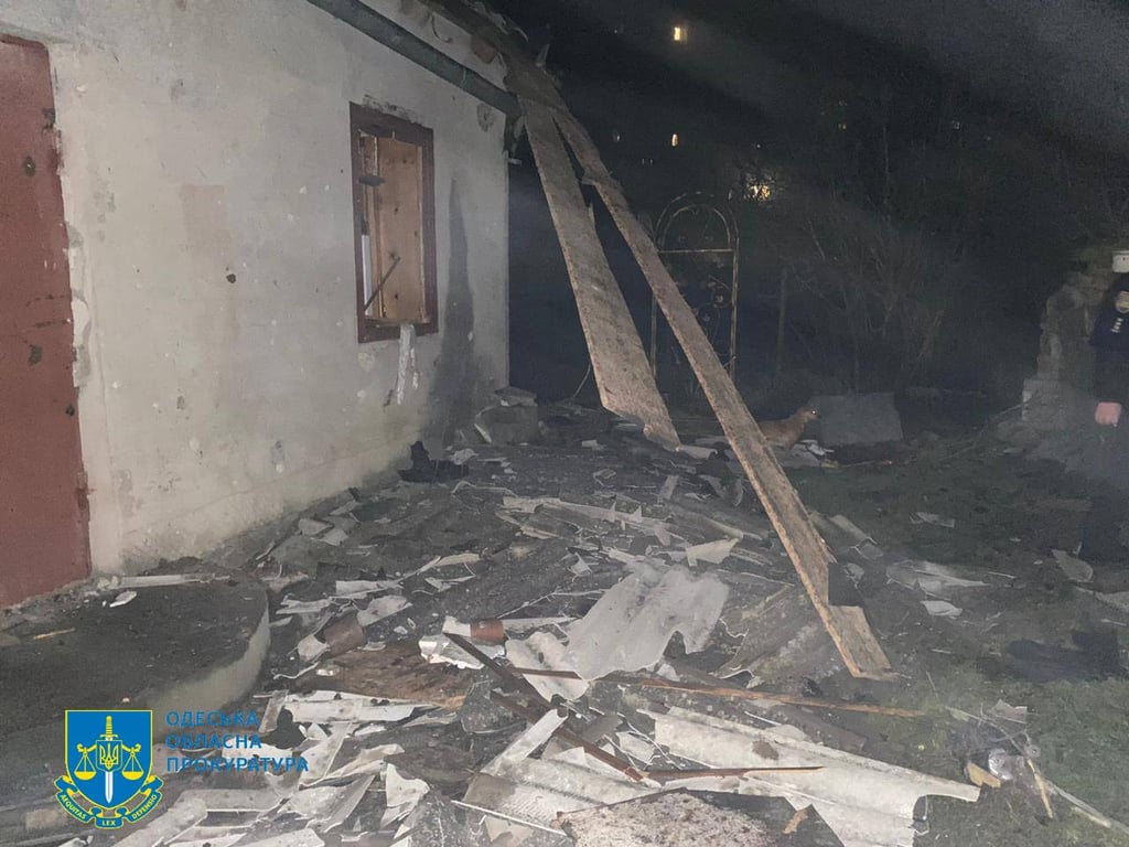 Зруйноване домогосподарство росіянами