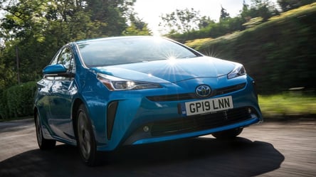 Какой гибрид Toyota с пробегом выбрать в 2026 году в Украине - 285x160