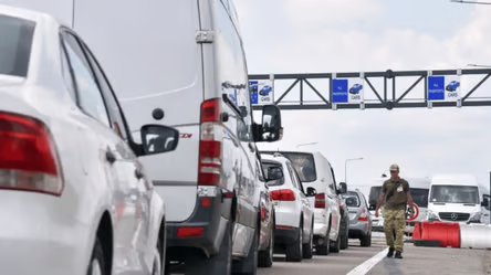 До Молдови виїзд ускладнено — затори на трасі Одеса-Рені - 285x160