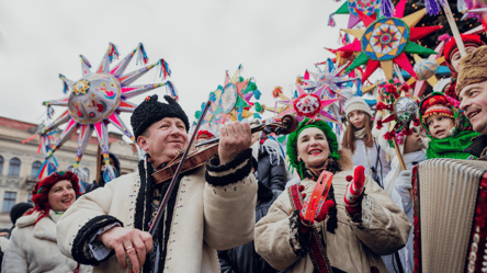 Коли українці колядують, щедрують та засівають — нові дати - 290x160