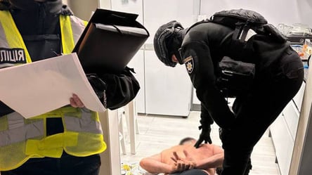 У Києві чоловік відкрив стрілянину біля будинку — є поранені - 290x160