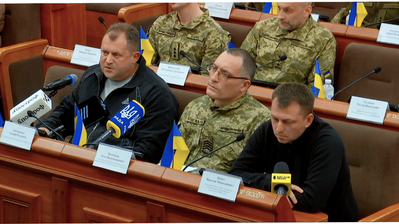 Керівники Бучанського ТЦК після скандалу пішли на бойові посади