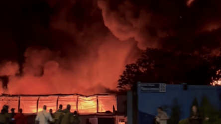 Обстріл Одеси — у мережі показали момент вибуху у місті - 285x160