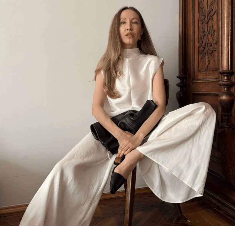 Сатинові штани базова частина літнього гардероба