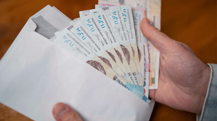 Алименты для взрослых: должны ли совершеннолетние дети содержать родителей - 285x160