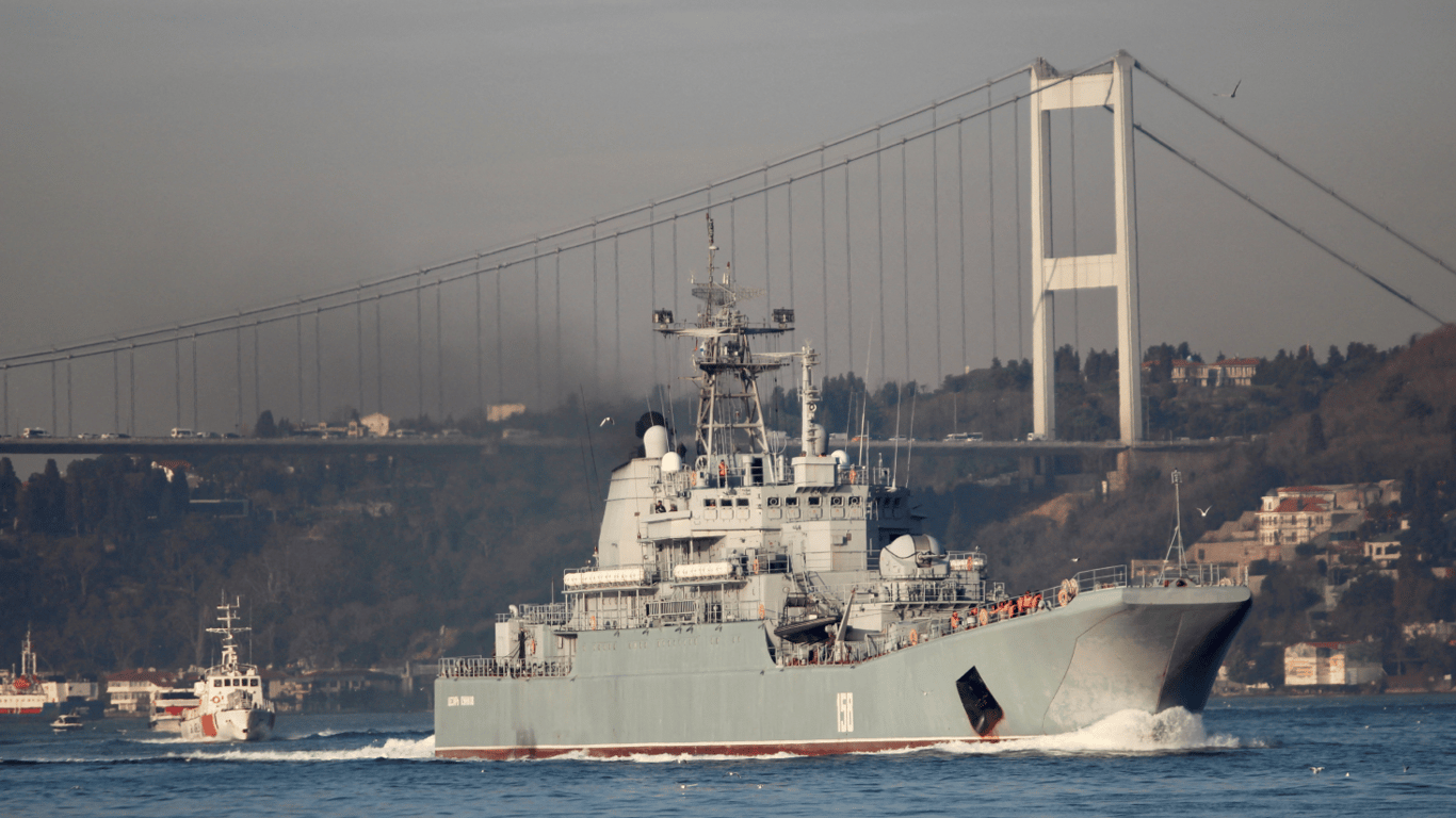 У ВМС розповіли, скільки російських кораблів зараз перебувають на ремонті
