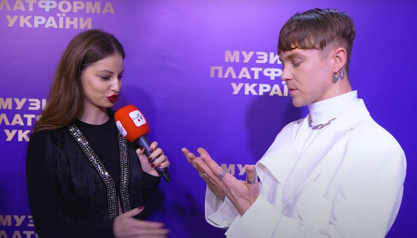 Пивоваров показав обручку