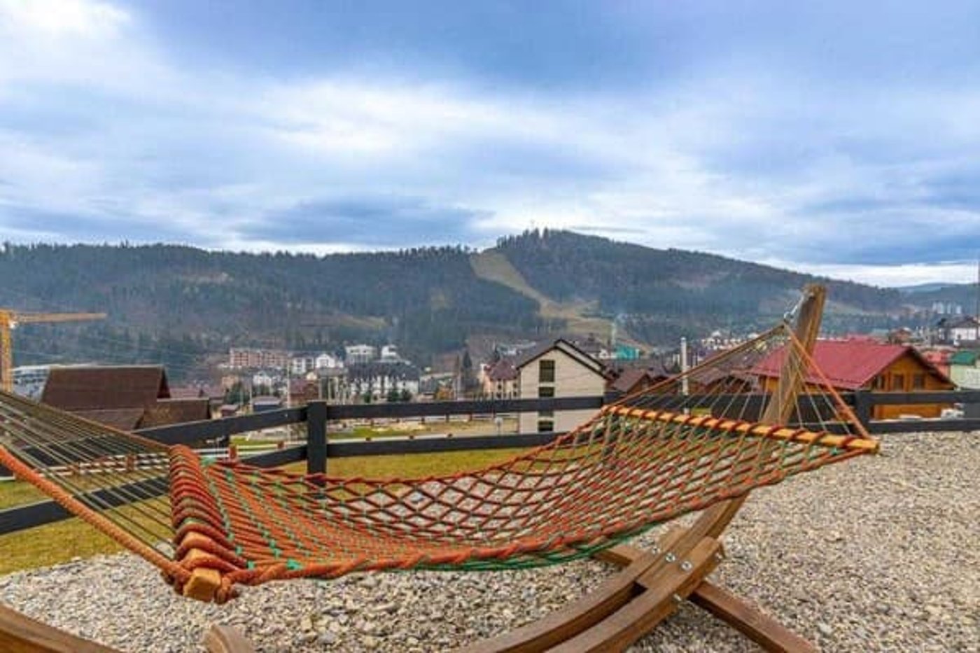 Дешевий відпочинок в Україні та Європі — міста та ціни - фото 6