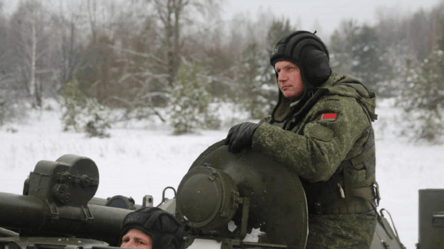 Belarus deploys troops to the border with Ukraine - 285x160