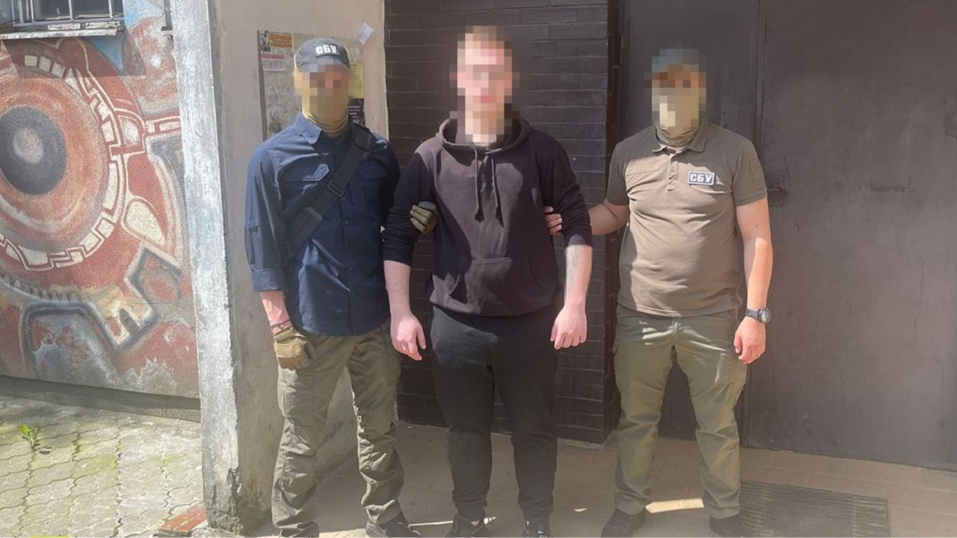СБУ затримала агента ФСБ, який допомагав окупантам захопити Сєвєродонецьк