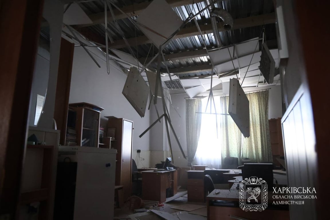РФ атаковала историческое здание в Харькове — куда попали - фото 1
