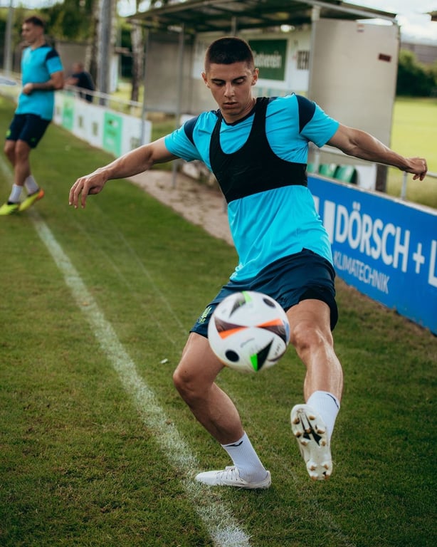 Віталій Миколенко не зіграє із Німеччиною