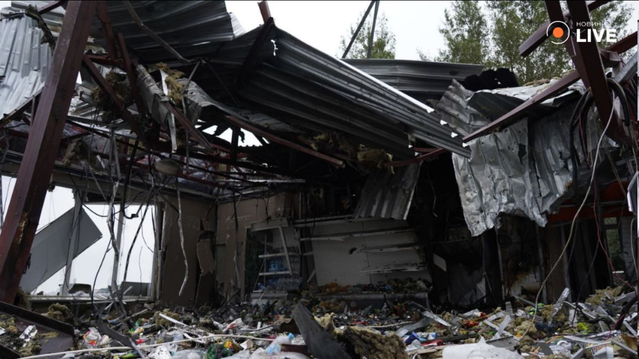 На Полтавщині "шахед" знищив вантажівку родини харків'ян — відео - фото 3