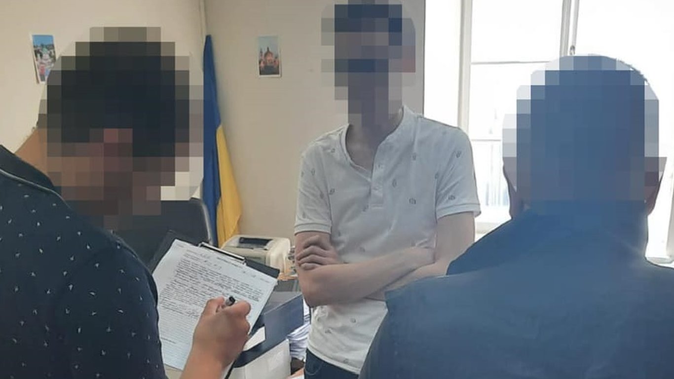Во Львове задержала на коррупции топ-чиновника Львовского городского совета