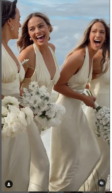 Актриса Марго Робби отгуляла свадьбу подруги