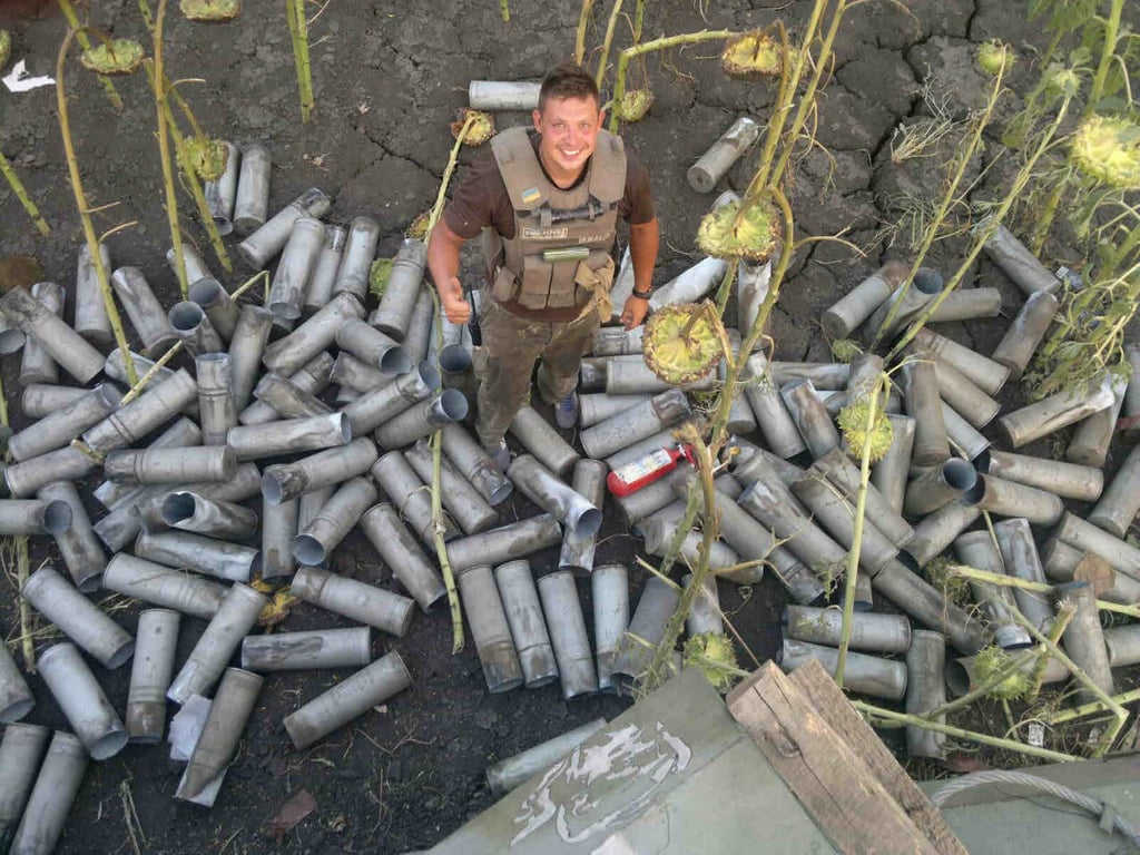 Артем Комісарчук АТО