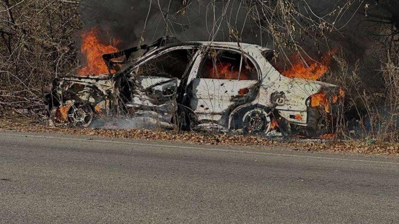 Окупанти обстріляли цивільне авто в Херсоні — загинув водій